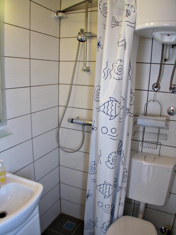 Apartment Noa Kaštel Kambelovac Habitación foto